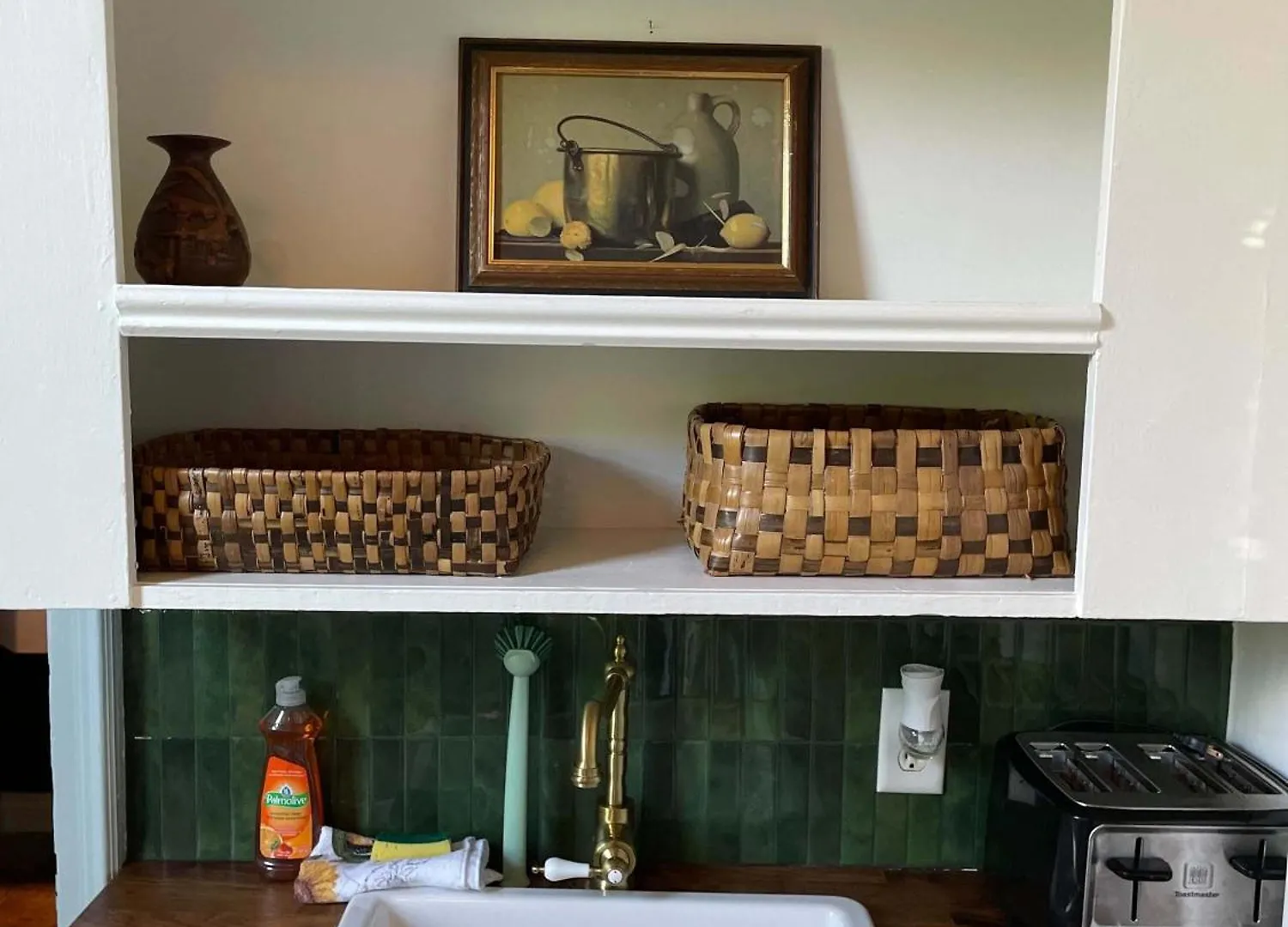 Stylish Living At Inglis Heritage, Unit C Halifax