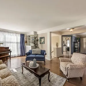  Holiday home Desired In South End